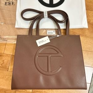 TELFAR Medium Shopping Bag in Chocolate Color